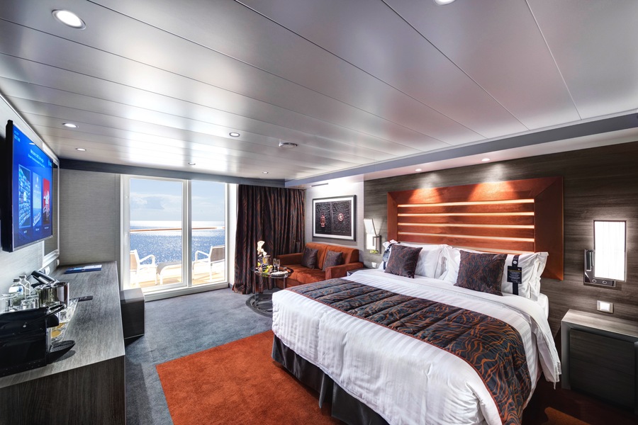 MSC Cruises MSC Meraviglia MSC Yacht Club Deluxe Suite - Credits - MSC Rights - Ivan Sarfatti 3.jpg